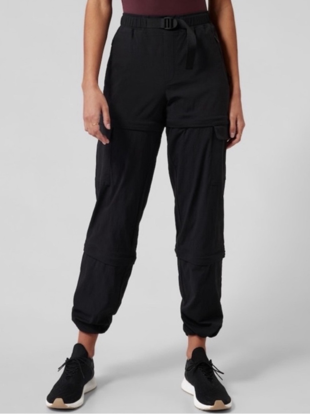 Athleta 3 in 1 Black Belted Trekkie Convertible Hike Pants Size 6 - Picture 9 of 16